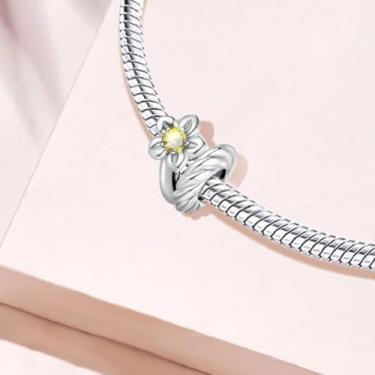 Imagem de 1 peça prata elegante mês berloque para mulheres, faça você mesmo, fabricação de joias e roupa diária combinando joias decoração presente para a mãe (maio), 10.4*10mm, Prata, Sem Pedra Preciosa