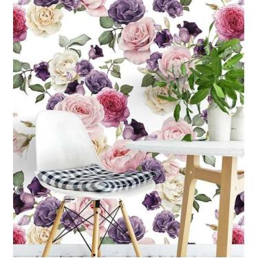 Imagem de Papel De parede floral Com Fundo Branco E Flores Em Tons De Rosa E rox