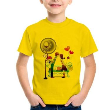Imagem de Camiseta Infantil Casal Namorados Beijando - Foca na Moda, Amarelo, 8