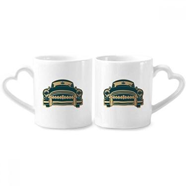 Imagem de Conjunto de canecas de porcelana para casais, estampa de contorno de carros clássicos verde com alça de coração