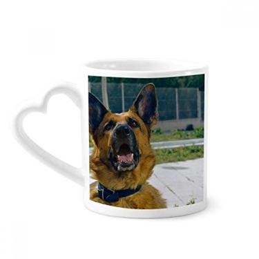 Imagem de Caneca com foto de fotografia de cachorro bonito caneca de cerâmica copo de coração de vidro