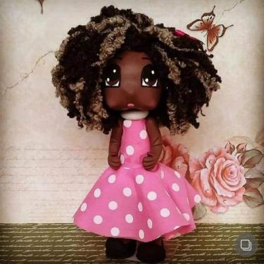 Imagem de Boneca Preta em Porcelana Fria - Os Grashis