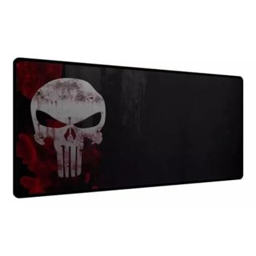 Imagem de Mouse Pad Extra Grande para teclado e mouse tamanho 700x350x3mm Gamer Base Antiderrapante e Bordas Costuradas em Nylon Cor Preto com Bandeira do Crânio