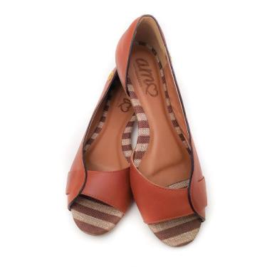 Imagem de Sandália Rasteira em Couro Lily Caramelo - Amo Calçados, 37