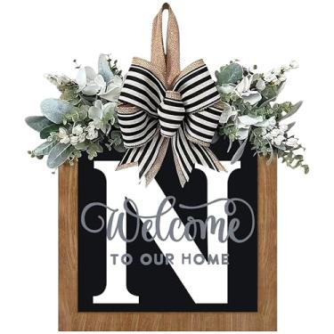 Imagem de Guirlanda de porta da frente com sobrenome de 35 cm, guirlanda de porta de boas-vindas com 26 letras para porta da frente externa, guirlanda de boas-vindas e eucalipto e laço adequado para todas as