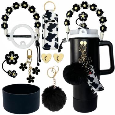 Imagem de Klasikok Acessórios para Stanley Cup 1,134 g, 1 alça de alça de garrafa de água, 1 bota de copo de silicone, 1 capa de canudo fofa, 1 pingente fofo, 1 chaveiro pompom, 2 ganchos de pingentes (preto)