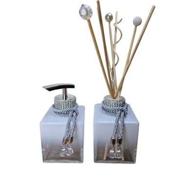 Imagem de Kit Lavabo Vidro Branco 250Ml com Difusor de Varetas Decoradas e Porta Sabonete Luxo Com Strass Para Organização e Decoração de Banheiro Lavabo - Luiggi Presentes® (Branco Prata)