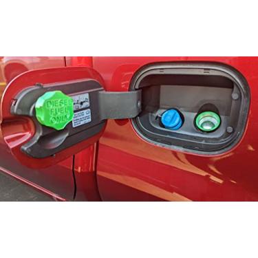 Imagem de Tampa de combustível magnética para 3.0L GM Duramax Diesel (2020–2026) | Protetor de poeira e detritos do sistema de combustível sem tampa