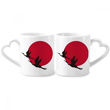 Imagem de Conjunto de canecas de porcelana para casais de gansos voadores vermelhos japoneses com alça de coração