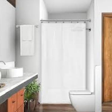 Imagem de Cortina Box Lisa em PVC Para Banheiro Anti-Mofo Com Ganchos - BRANCA