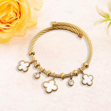 Imagem de Pulseira com pingente de zircão de trevo dourado com pulseira fosca aberta de zircão cintilante, joias modernas, presente da sorte para amigos