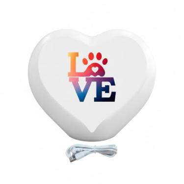 Imagem de Luminária Coração Love Pet USB, Luz LED Difusa, Plástico Polietileno, 17,5 x 22,5 x 6 cm, Decorativa para Quarto e Escritório, Bivolt com Cabo USB 1,2m