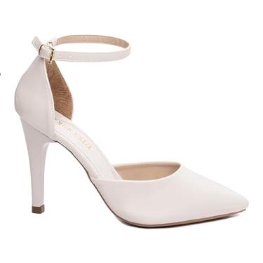Imagem de SAPATO SCARPIN SAIA E BLUSA FEMININO TORRICELLA VERNIZ OFF WHITE FIVELA DE AJUSTE NA COR DOURADO SALTO FINO,NÚMERO 34