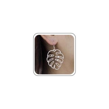 Imagem de Erimberate Brincos com pingente de folha boêmia de metal dourado brincos grandes de gancho de folha oca brincos minimalistas de folha de banana-da-terra joias para mulheres, Zinco, Sem pedra preciosa