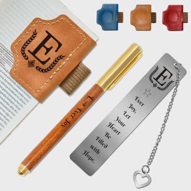 Imagem de Marcador de livro personalizado com suporte de caneta, conjunto de marcadores de livro de couro magnético personalizado com canetas de madeira personalizadas e marcador de livro de metal – para