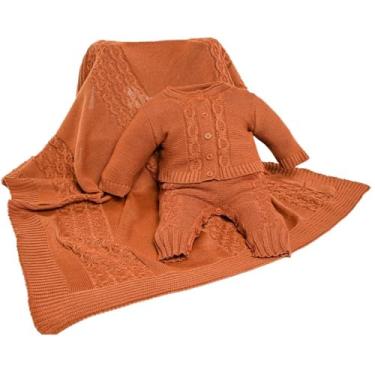 Imagem de Kit Saída Maternidade 3 Peças com Jardineira, Casaco e Manta Tricot Unissex Off White, 100% Poliéster Hipoalergênico, Manta 75x75cm, Recém-nascido (Cobre, RN)