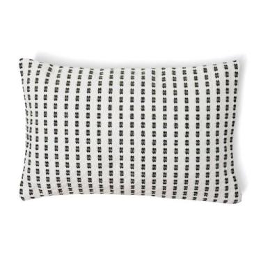 Imagem de Capa de Almofada Retangular Tear Quadriculado Relevo Verde - Westwing 