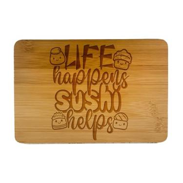 Imagem de Tábua de corte de madeira Sushi Kawaii Cute Designs, tábua de servir de cozinha (Life Happens Sushi Helps)