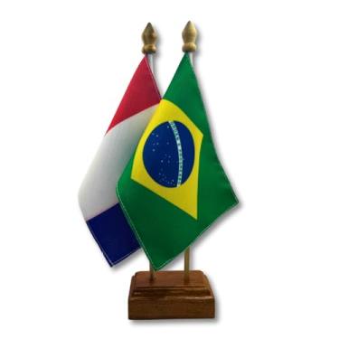 Imagem de Bandeira de Mesa Elegance Brasil e França, Dupla Face, Base em Madeira, 19x13cm, Tecido Oxford, Decorativa, Escritório e Eventos