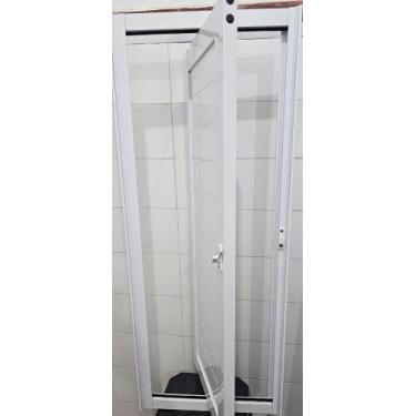 Imagem de Janela Pivotante Capelinha em Alumínio Lambril Linha 25 A 100 x L 40 -