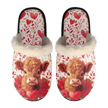 Imagem de GOSTONG Pantufas femininas macias, macias, leves, para uso doméstico, antiderrapante, felpudo, quente, para inverno, Coração de vaca e rosa, Medium