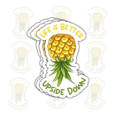 Imagem de 3 peças de adesivos de abacaxi Life is Better Upside Down para amantes de abacaxi, fãs de humor swinger, turistas tropicais, frequentadores de festas na praia, buscadores de vibrações de verão