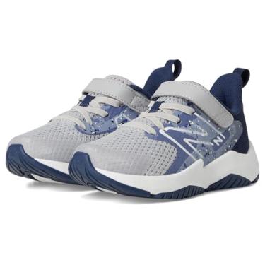 Imagem de New Balance Tênis infantil unissex Rave Run V2 de renda elástica com alça superior, Raincloud/Dream State/Nb azul-marinho, 14
