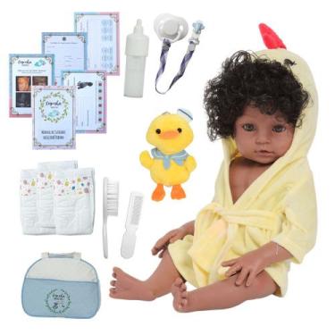 Imagem de Boneco Reborn Bebê Menino Pato Cabelo Cacheado Bolsa Itens - Cegonha R