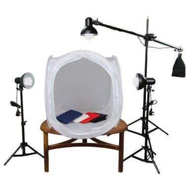 Imagem de Kit Iluminação 1 Tenda 80X80cm + 01 Girafa + 2 Tripés 68cm + 3 Iluminadores 17cm + 3 Lâmpadas 45W 110v