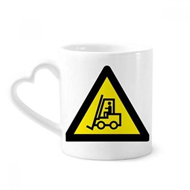 Imagem de Símbolo de aviso amarelo preto empilhadeiras caneca triângulo café cerâmica copo de coração de vidro
