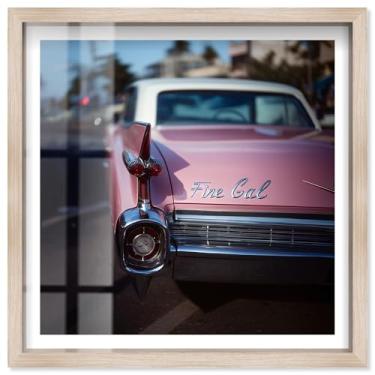 Imagem de Fine Gal I Shadowbox Print Glam Wall Art por Notoriart, moldura loira, 33 x 33