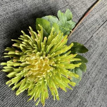 Imagem de Crisântemo de dragão artificial de seda - Flor artificial realista, decoração de mesa para quarto/sala de estar, ideal para decoração de Natal (1 peça/5)