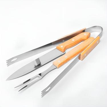Imagem de Kit Churrasco Premium em Aço Inox com Cabo de Madeira, 3 Peças, Pegador 36cm, Garfo 35.3cm, Faca 35.5cm, com Estojo