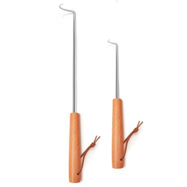 Imagem de Joyfair Conjunto de 2 flipper Pigtail Food (43 e 30 cm), gancho e espátula de aço inoxidável para grelhar, virar e virar, ferramenta de grelha com cabo de madeira, para substituir pinças (destro)