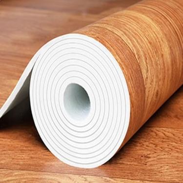 Imagem de Rolo de Piso Vinílico à Prova D'Água e Piso Laminado Antiderrapante para Banheiro, Sala de Estar e Aluguel - Inclui Adesivos de Piso, Grãos de Madeira e Azulejos(Wood grain 2,6.5X16.4FT)