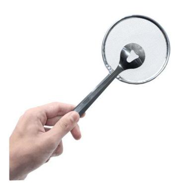 Imagem de Escumadeira Fritura Com Pegador Em Inox Pastel Batata Frita