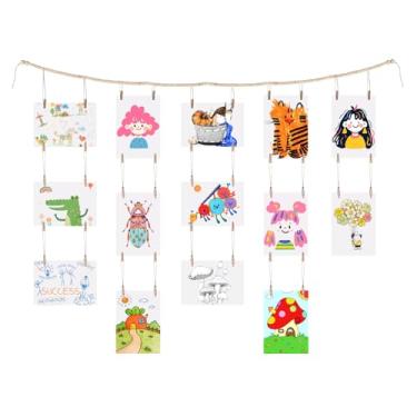 Imagem de Chanumetal Exibição de arte para crianças, suporte de moldura de guirlanda de contas de madeira com 34 clipes, cordão para pendurar fotos com clipes para arte, decoração de quarto boho, decoração de