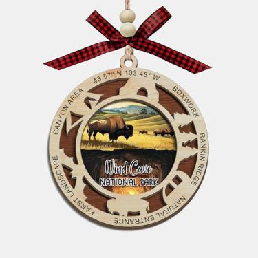 Imagem de Lerime66 Enfeite de Natal Wind Cave National Park, design de corte a laser de madeira de 2 camadas, decoração de árvore de férias, presente de lembrança de viagem, memória de caverna e pradaria