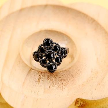 Imagem de Coquetel retrô banhado a preto, imitação de pedra esmeralda anel moderno para mulheres, presente vintage elegante, tamanho 6-9 YC6453, Latão, Sem pedra preciosa