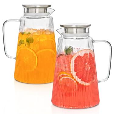 Imagem de [Pacote com 2] Conjunto de jarras de vidro caneladas – Jarras de bebidas resistentes ao calor de 2,041 g com tampa para água, chá gelado, suco, café – jarras grandes de borossilicato para bebidas