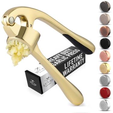 Imagem de Zulay Kitchen Espremedor de alho premium com cabo macio e fácil de espremer - Inclui descascador de alho de silicone e escova de limpeza - Ferramenta de triturador de alho de 3 peças - Triturador de