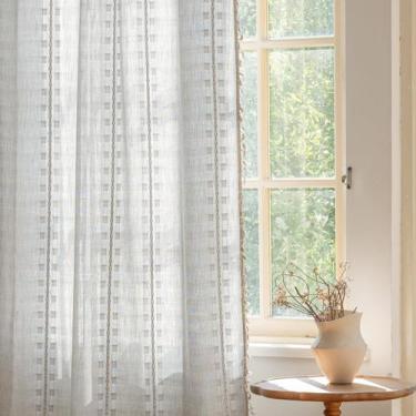 Imagem de Cortina Deeprove Boho Silver Grey 132x213 cm bordada