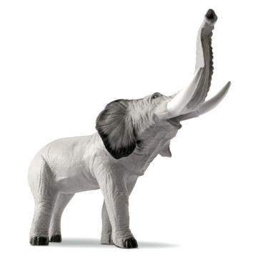 Imagem de Boneco Elefante Em Vinil Real Animals - Bee Toys