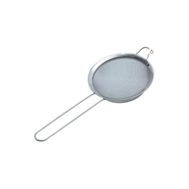 Imagem de Peneira de Cozinha em Aço Inox, 10cm de Diâmetro, 22cm de Altura, Malha Fina, com Cabo Longo e Apoio Lateral, 35g
