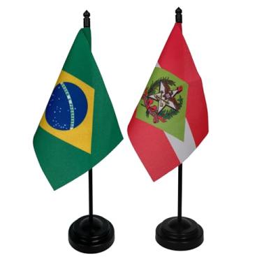 Imagem de Kit Bandeira de Mesa do Brasil e Santa Catarina, 26cm Altura, 18x11cm, Tecido Oxford, Base Plástica, Decoração para Escritório e Eventos