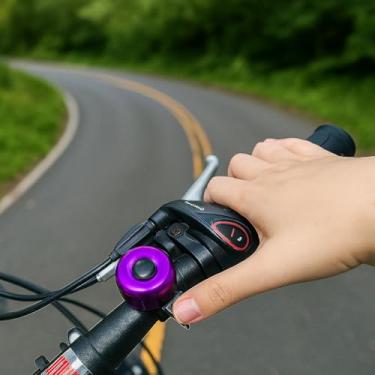 Imagem de Pacote com 2 campainhas de bicicleta com som nítido, mini campainha de bicicleta clássica para estrada, montanha, BMX, MTB, scooter, serve para guidões de 2 a 2,4 cm (roxo)