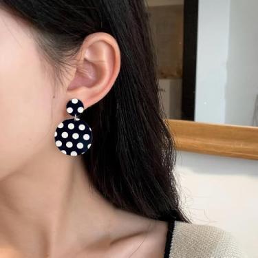 Imagem de Brincos pendentes de bolinhas de acrílico para mulheres, banhado a prata, vintage, leve, de resina, geométrico, moderno, fofo, joia featival de Halloween, Medium, Metal, Sem pedra preciosa