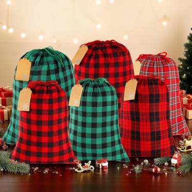 Imagem de OuMuaMua Sacos de presente de Natal de tecido com cordão, 6 peças, preto, vermelho e verde, sacos xadrez de búfalo com etiquetas de presente Kraft, sacos de presente de Natal para embrulhar e guardar