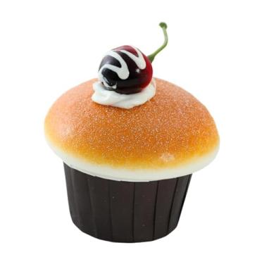 Imagem de KiBcsLic Modelo de bolo artificial, cupcake artificial, decoração criativa, brinquedo fofo, adereços realistas, simulação de bolo, ornamento para mesa de loja, Cereja