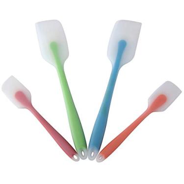 Imagem de HiramWare Conjunto de 4 espátulas de silicone – Espátula flexível resistente ao calor 450F com núcleo de aço inoxidável – Utensílios de cozinha premium de boa aderência de grau alimentício – sem costura, resistente, livre de BPA, seguro para lava-louças